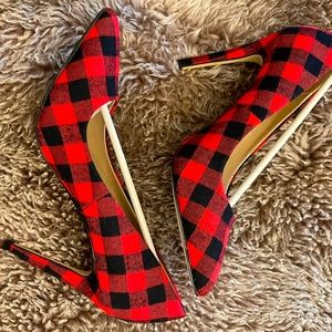 NIB Brand New Mix No. 6 Red and Black Flannel High Heel Never Worn